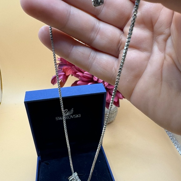 SALE Swarovski crystal hyperbola interchangeable hoop pendant silver necklace - Picture 8 of 11